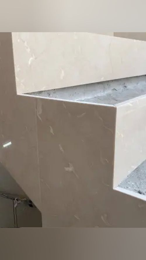 施工現(xiàn)場實拍 這究竟是人造石還是天然石 莎安娜